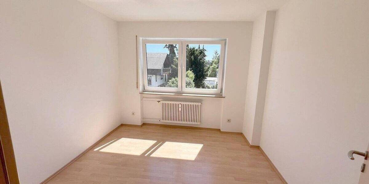 Etagenwohnung Fürth Unterfürberg - 4 Zimmer, 104 m&sup2;, 900&euro; | Angebot:26795100