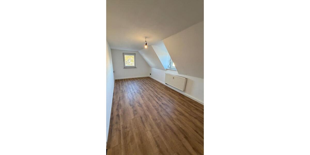 Dachgeschoßwohnung Windsbach - 2 Zimmer, 61 m&sup2;, 159.000&euro; | Angebot:25321684