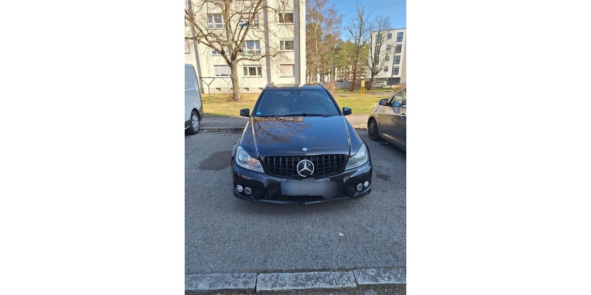 Mercedes-Benz C 250 284.000 km 5.600 &euro; Nürnberg 90403