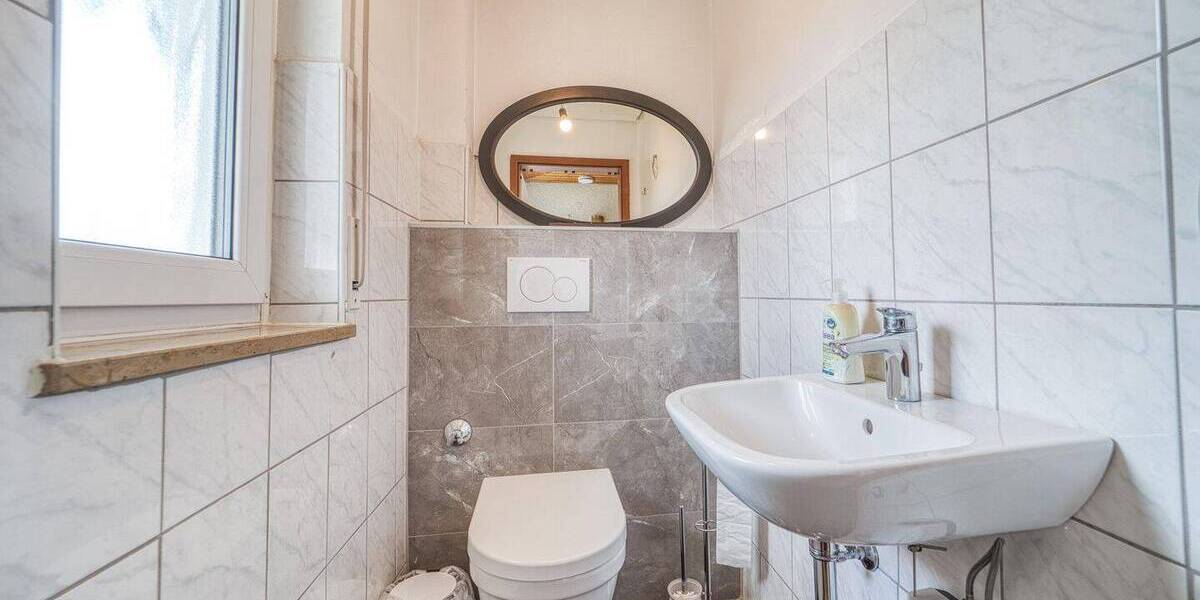 Doppelhaushälfte Hemhofen - 7 Zimmer, 180 m&sup2;, 685.000&euro; | Angebot:25685548