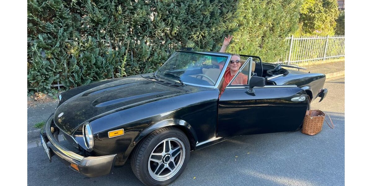 Fiat 124 Spider 172.000 km 11.000 &euro; Erlangen 91052