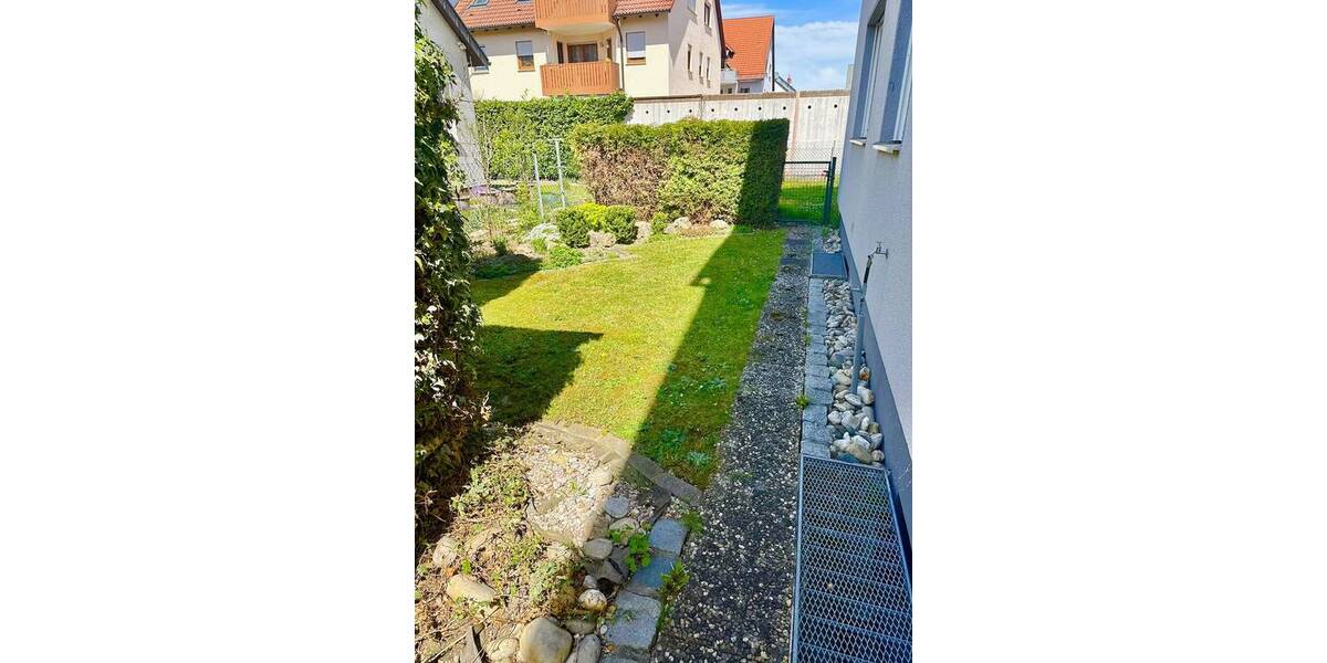 Terrassenwohnung Fürth Burgfarrnbach - 3 Zimmer, 80 m&sup2;, 379.000&euro; | Angebot:26596575
