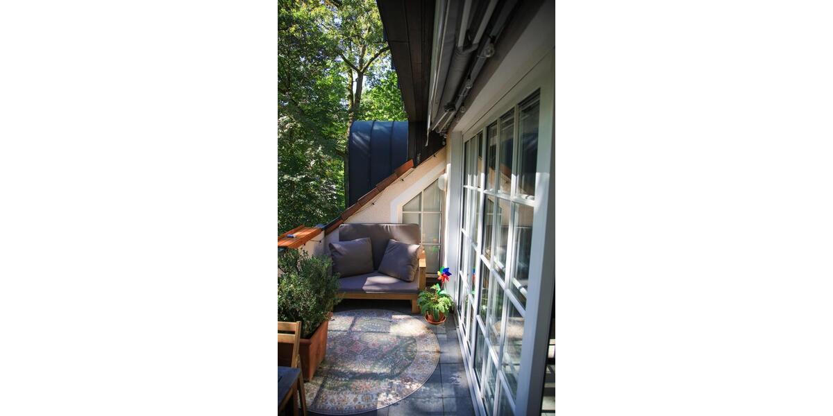 Dachgeschoßwohnung Buckenhof - 3 Zimmer, 113 m&sup2;, 1.950&euro; | Angebot:25883149