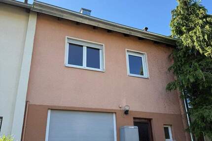 Haus Nürnberg Thon - 9 Zimmer, 110 m&sup2;, 380.000&euro; | Angebot:25877148