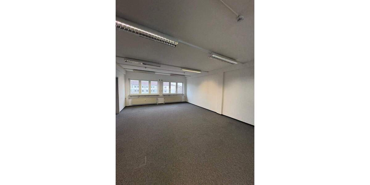 Gewerbeobjekt Erlangen Tennenlohe - 3 Zimmer, 103 m&sup2;, 895&euro; | Angebot:25671204