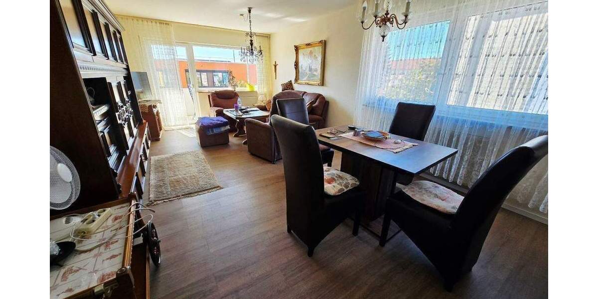Etagenwohnung Nürnberg Steinbühl - 2 Zimmer, 67 m&sup2;, 229.000&euro; | Angebot:25731701