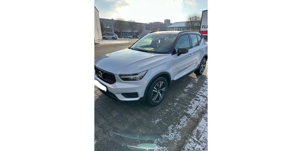Volvo XC40 73.000 km 22.500 &euro; Nürnberg 90473