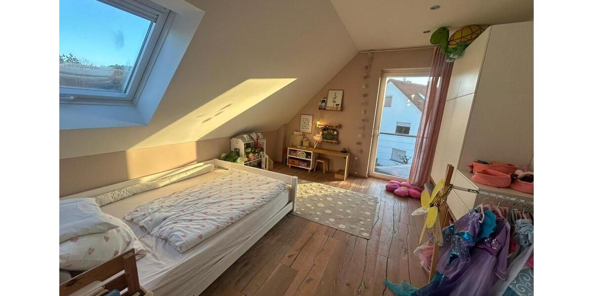 Einfamilienhaus Lauf an der Pegnitz - 7 Zimmer, 188 m&sup2;, 1.025.000&euro; | Angebot:24598413