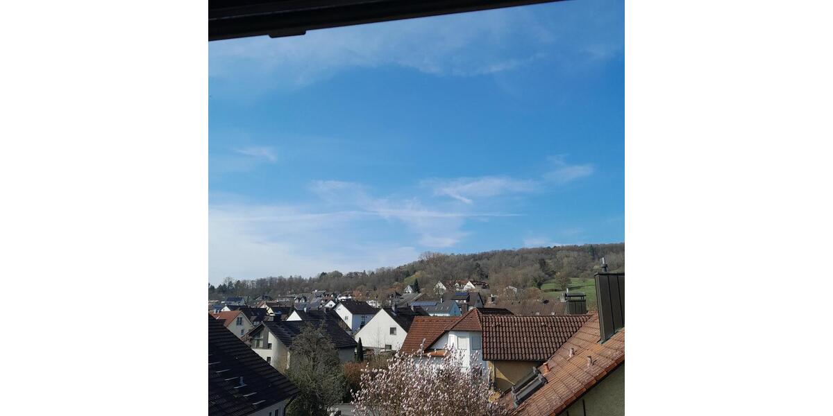 Dachgeschoßwohnung Forchheim - 3 Zimmer, 90 m&sup2;, 333.000&euro; | Angebot:25948091