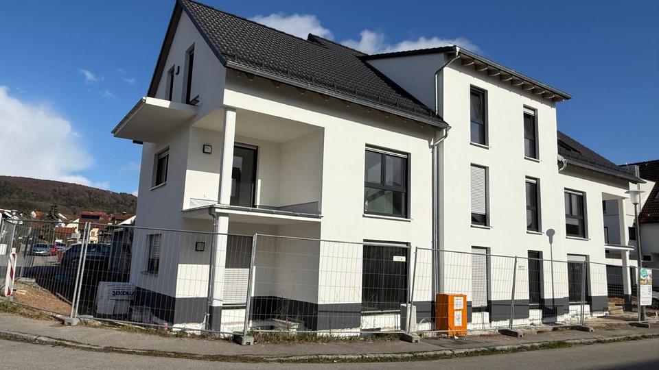 Erdgeschoßwohnung Leinburg - 3 Zimmer, 94 m&sup2;, 1.466&euro; | Angebot:25973558