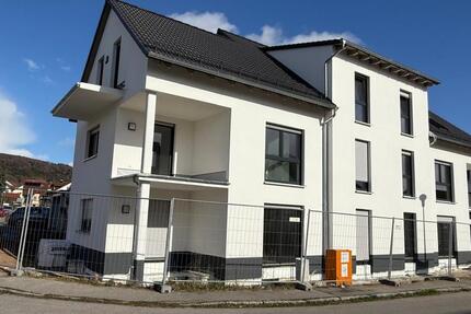 Wohnung Leinburg - 3 Zimmer, 94 m&sup2;, 1.466&euro; | Angebot:25973558