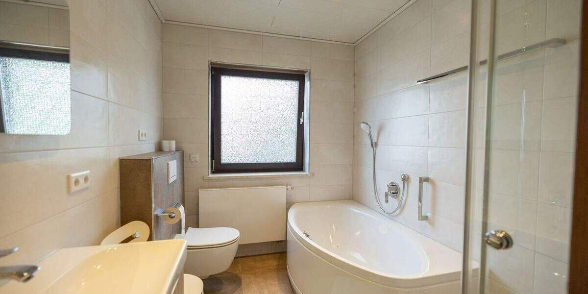 Einfamilienhaus Großhabersdorf - 1 Zimmer, 228 m&sup2;, 725.000&euro; | Angebot:25746655