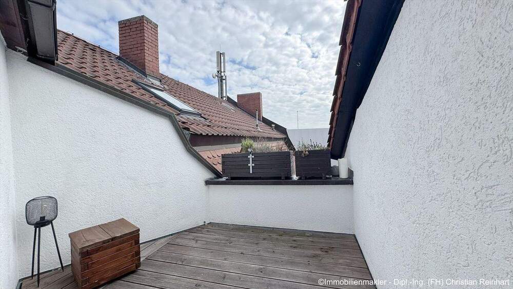 Etagenwohnung Nürnberg Tafelhof - 2 Zimmer, 66 m&sup2;, 245.000&euro; | Angebot:25666614