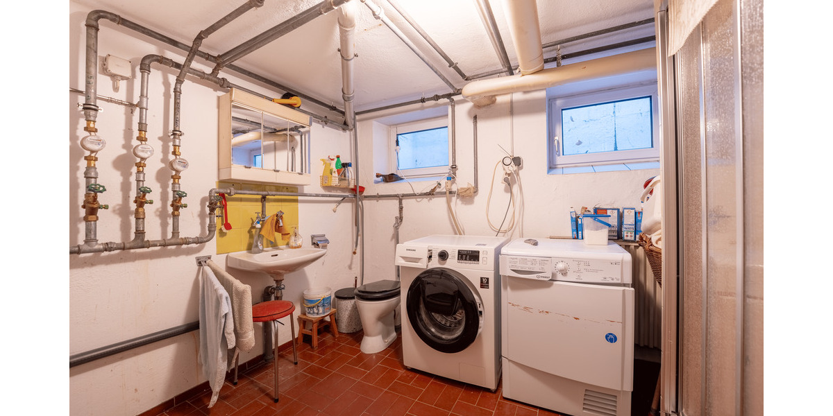 Mehrfamilienhaus, Wohnhaus Trautskirchen - 8 Zimmer, 164 m&sup2;, 365.000&euro; | Angebot:25835505