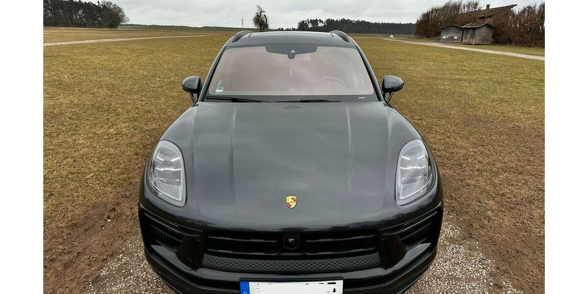 Porsche Macan 46.000 km 82.499 &euro; Zirndorf 90513