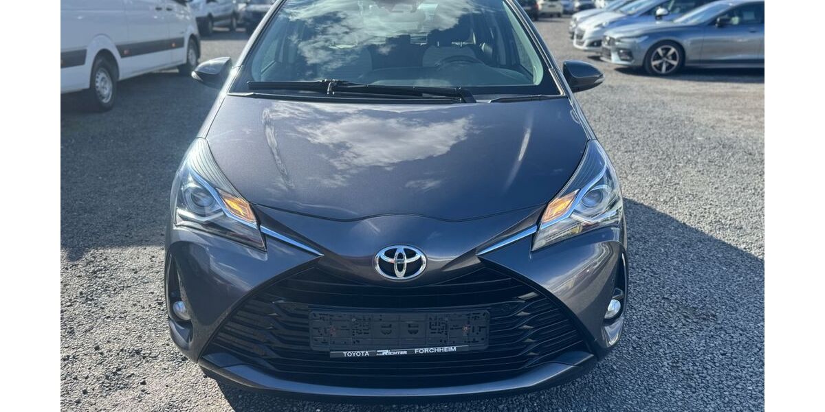 Toyota Yaris 215.000 km 7.700 &euro; Nürnberg 90431