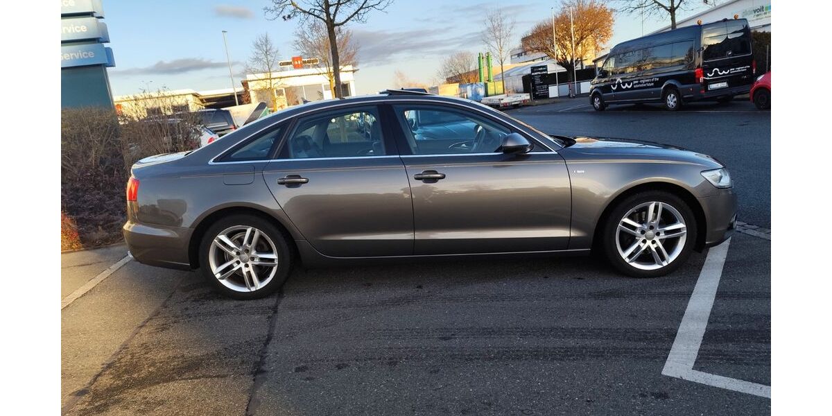 Audi A6 185.500 km 10.990 &euro; Fürth 90763