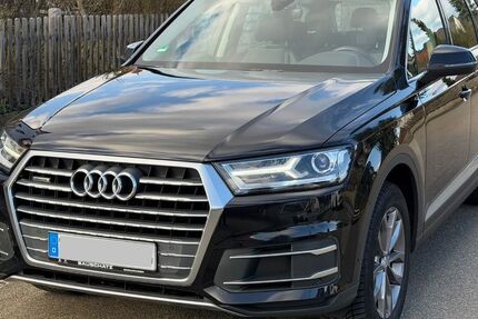 Audi Q7 255.000 km 18.999 &euro; Nürnberg 90455