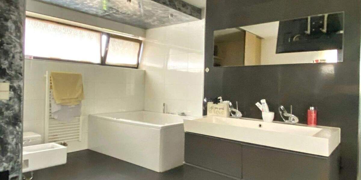 Einfamilienhaus Zirndorf Weinzierlein - 5 Zimmer, 158 m&sup2;, 699.000&euro; | Angebot:25732103