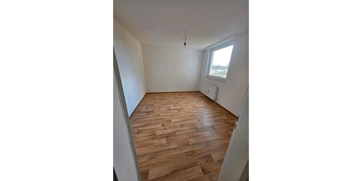 Etagenwohnung Stein - 3 Zimmer, 78 m&sup2;, 900&euro; | Angebot:26594908
