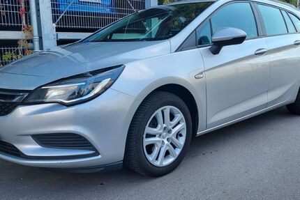 Opel Astra 193.000 km 4.700 &euro; Nürnberg 90449