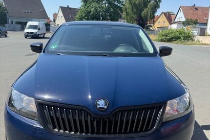 Skoda Rapid 110.000 km 7.999 &euro; Röthenbach 90552