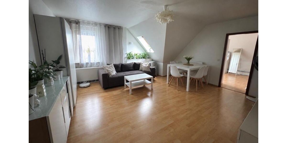 Dachgeschoßwohnung Nürnberg Hasenbuck - 2.5 Zimmer, 67 m&sup2;, 239.000&euro; | Angebot:27464103