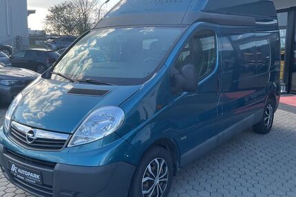 Opel Vivaro 199.000 km 5.980 &euro; Forchheim 91301