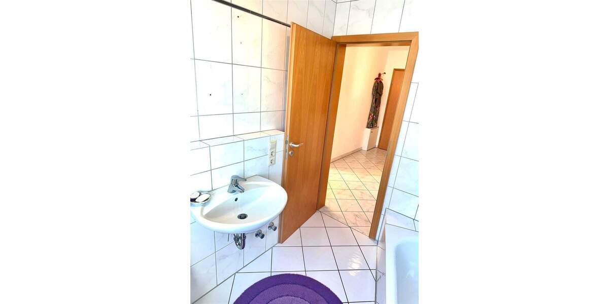 Etagenwohnung Winkelhaid b Nürnberg Winkelhaid - 2 Zimmer, 77 m&sup2;, 247.000&euro; | Angebot:25695528