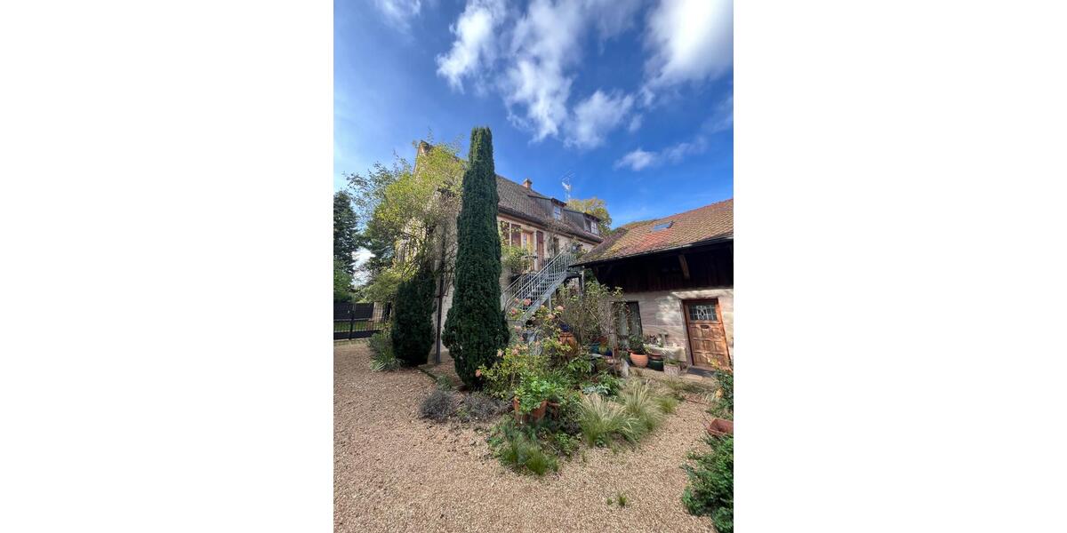 Mehrfamilienhaus, Wohnhaus Uttenreuth - 1.285.000&euro; | Angebot:26051318