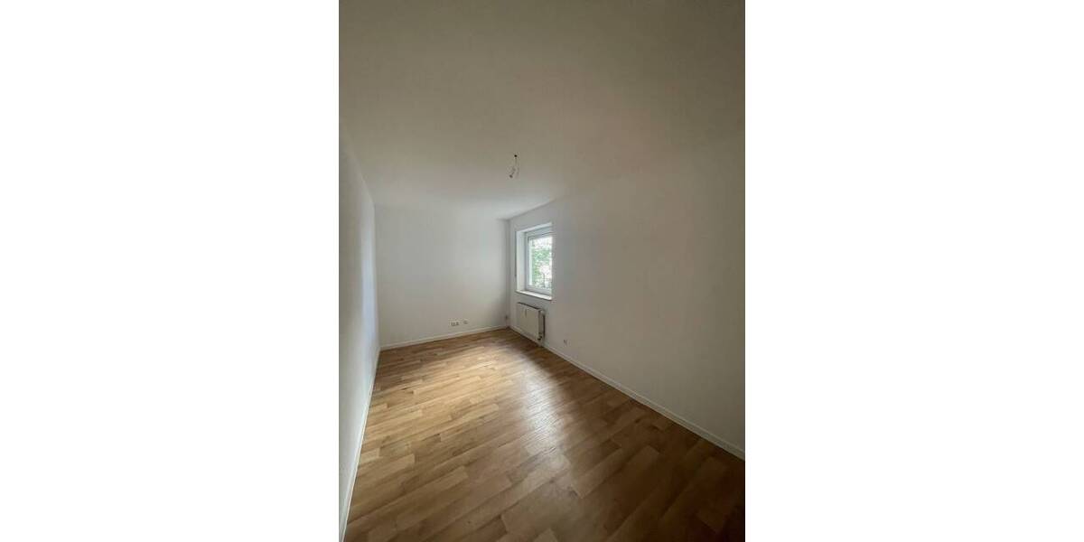 Zimmer Nürnberg Gartenstadt - 3 Zimmer, 80 m&sup2;, 799&euro; | Angebot:26489493