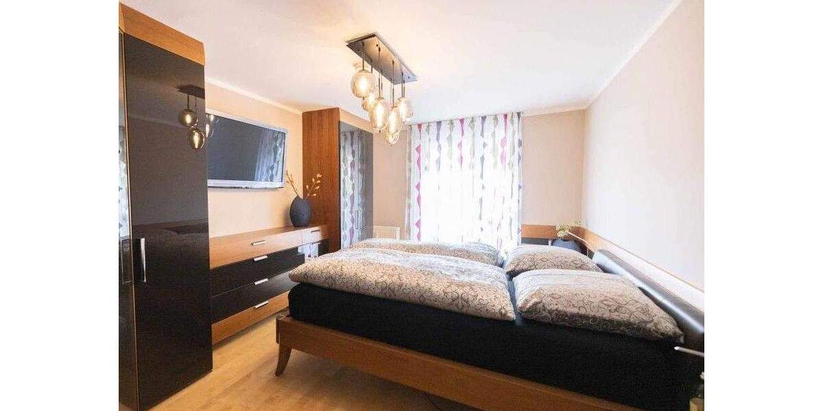 Etagenwohnung Nürnberg Zollhaus - 3 Zimmer, 100 m&sup2;, 280.000&euro; | Angebot:25821584
