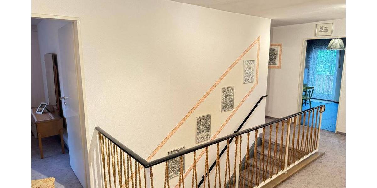 Mehrfamilienhaus, Wohnhaus Nürnberg Altenfurt - 8 Zimmer, 182 m&sup2;, 749.000&euro; | Angebot:26643501
