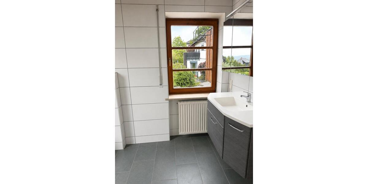 Doppelhaushälfte Forchheim - 5 Zimmer, 120 m&sup2;, 1.900&euro; | Angebot:26560625