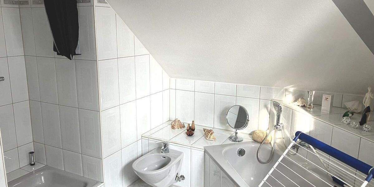 Mehrfamilienhaus, Wohnhaus Büchenbach - 670.000&euro; | Angebot:25667620