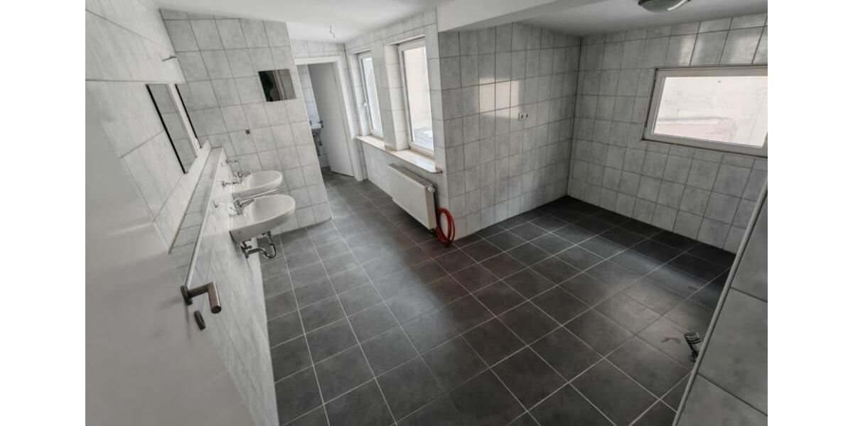 Etagenwohnung Buckenhof - 3 Zimmer, 98 m&sup2;, 1.350&euro; | Angebot:25539743