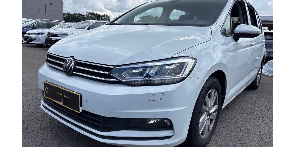VW Touran 224.568 km 15.700 &euro; Nürnberg 90441