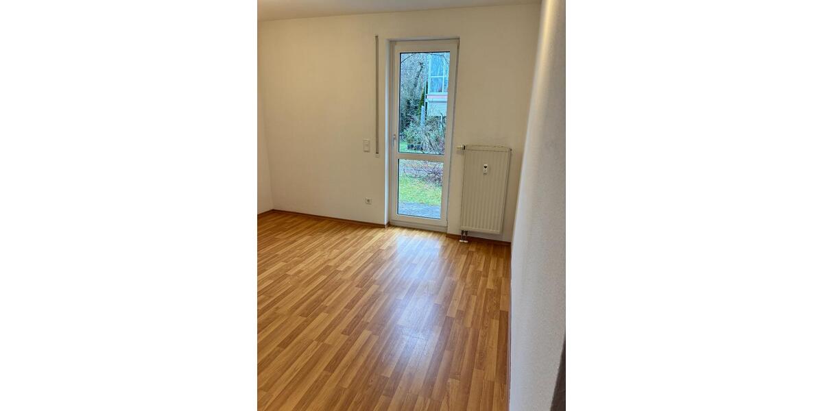 Erdgeschoßwohnung Nürnberg Gebersdorf - 2.5 Zimmer, 58 m&sup2;, 830&euro; | Angebot:25907823