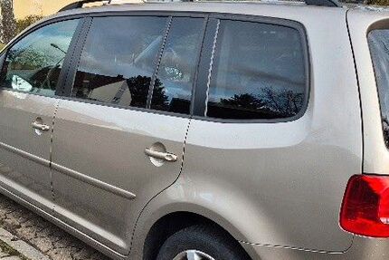 VW Touran 120.970 km 8.300 &euro; Nürnberg 90449