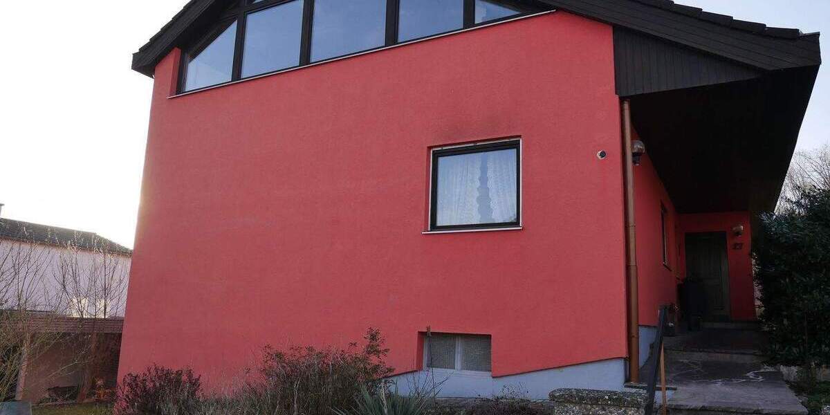 Einfamilienhaus Großhabersdorf - 8 Zimmer, 265 m&sup2;, 479.000&euro; | Angebot:25862890