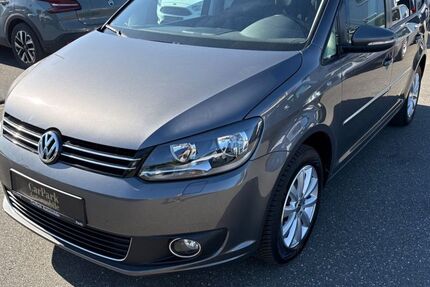 VW Touran 136.003 km 10.799 &euro; Fürth 90763