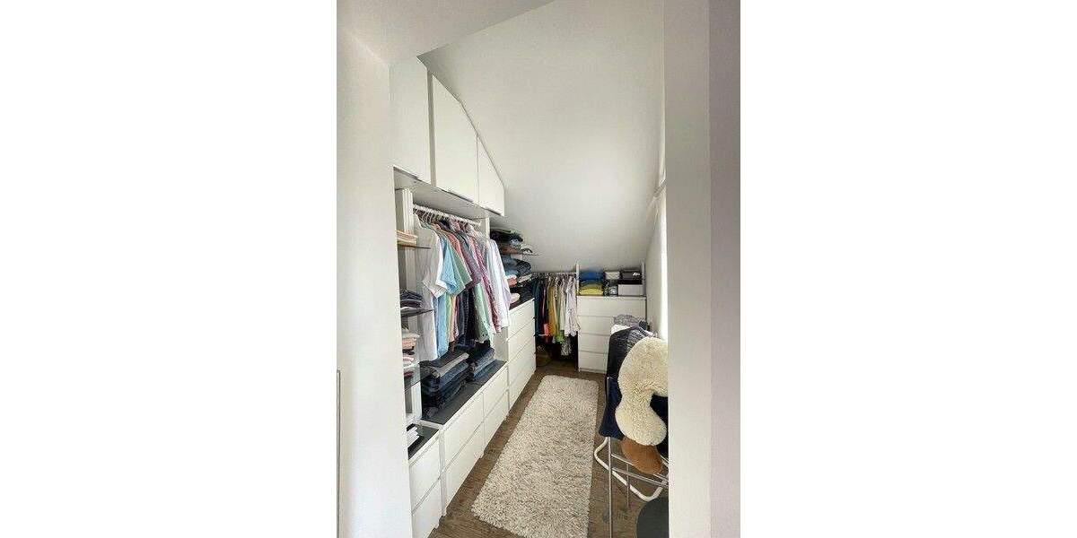 Etagenwohnung Nürnberg Glockenhof - 3 Zimmer, 127 m&sup2;, 448.000&euro; | Angebot:25699361