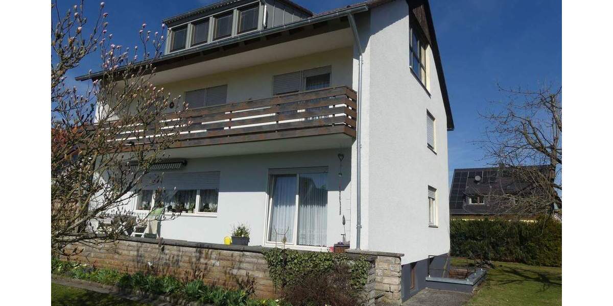 Mehrfamilienhaus, Wohnhaus Petersaurach - 7 Zimmer, 185 m&sup2;, 395.000&euro; | Angebot:25801094