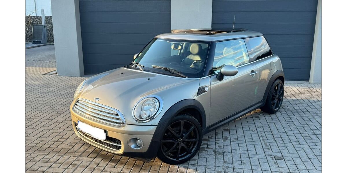 Mini Cooper D 203.840 km 3.990 &euro; Nürnberg 90443