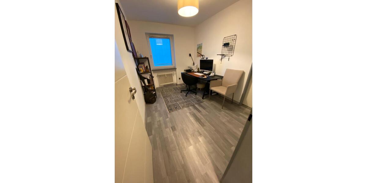 Etagenwohnung Röthenbach an der Pegnitz - 4 Zimmer, 77 m&sup2;, 275.000&euro; | Angebot:25922362