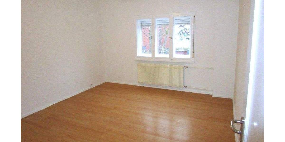 Mehrfamilienhaus, Wohnhaus Nürnberg Schweinau - 7 Zimmer, 173 m&sup2;, 695.000&euro; | Angebot:25704396