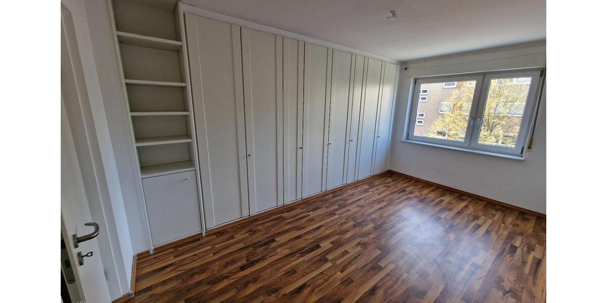Etagenwohnung Nürnberg Kleinweidenmühle - 3 Zimmer, 70 m&sup2;, 295.000&euro; | Angebot:26036572