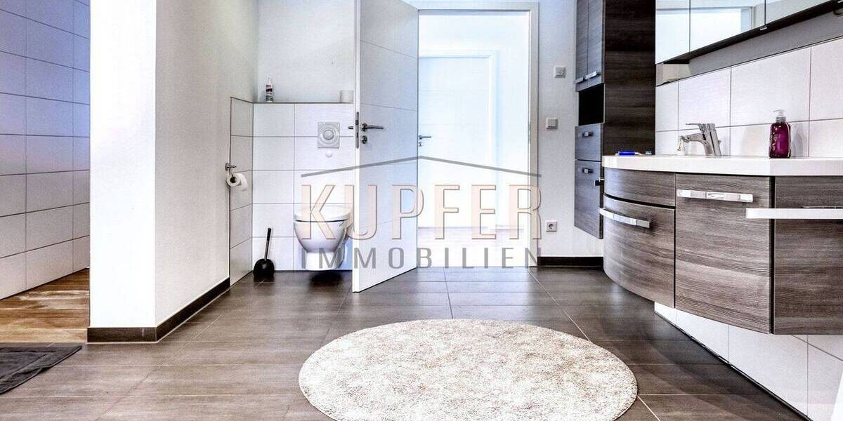 Gewerbeobjekt Höchstadt an der Aisch Höchstadt - 3 Zimmer, 165 m&sup2;, 1.750&euro; | Angebot:25983292