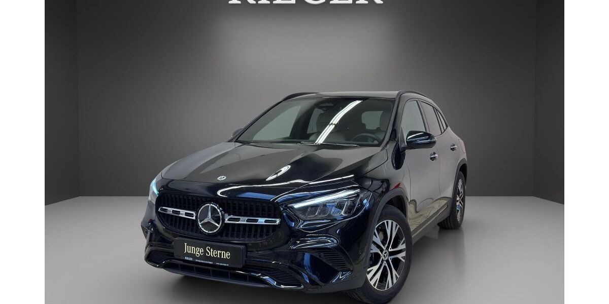 Mercedes-Benz GLA 200 15.343 km 37.599 &euro; Altdorf 90518