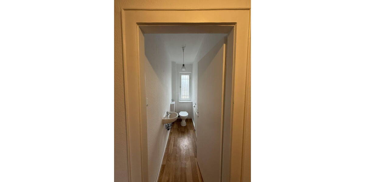 Etagenwohnung Nürnberg St Johannis - 4 Zimmer, 120 m&sup2;, 1.670&euro; | Angebot:26016208